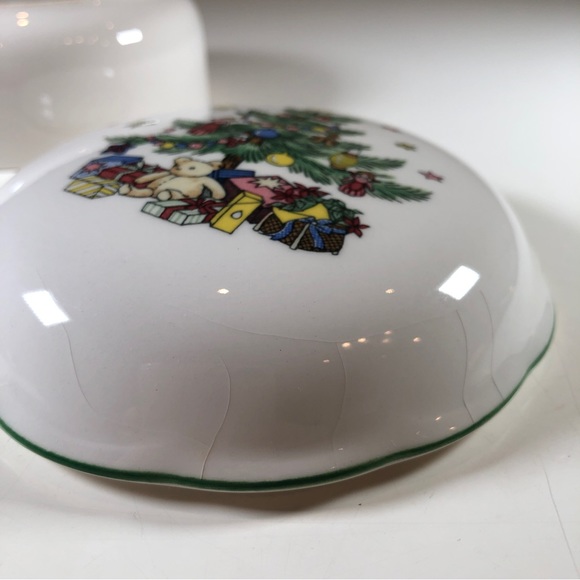 Nikko Japan Christmastime Covered Bon Bon Dish - Picture 8 of 14